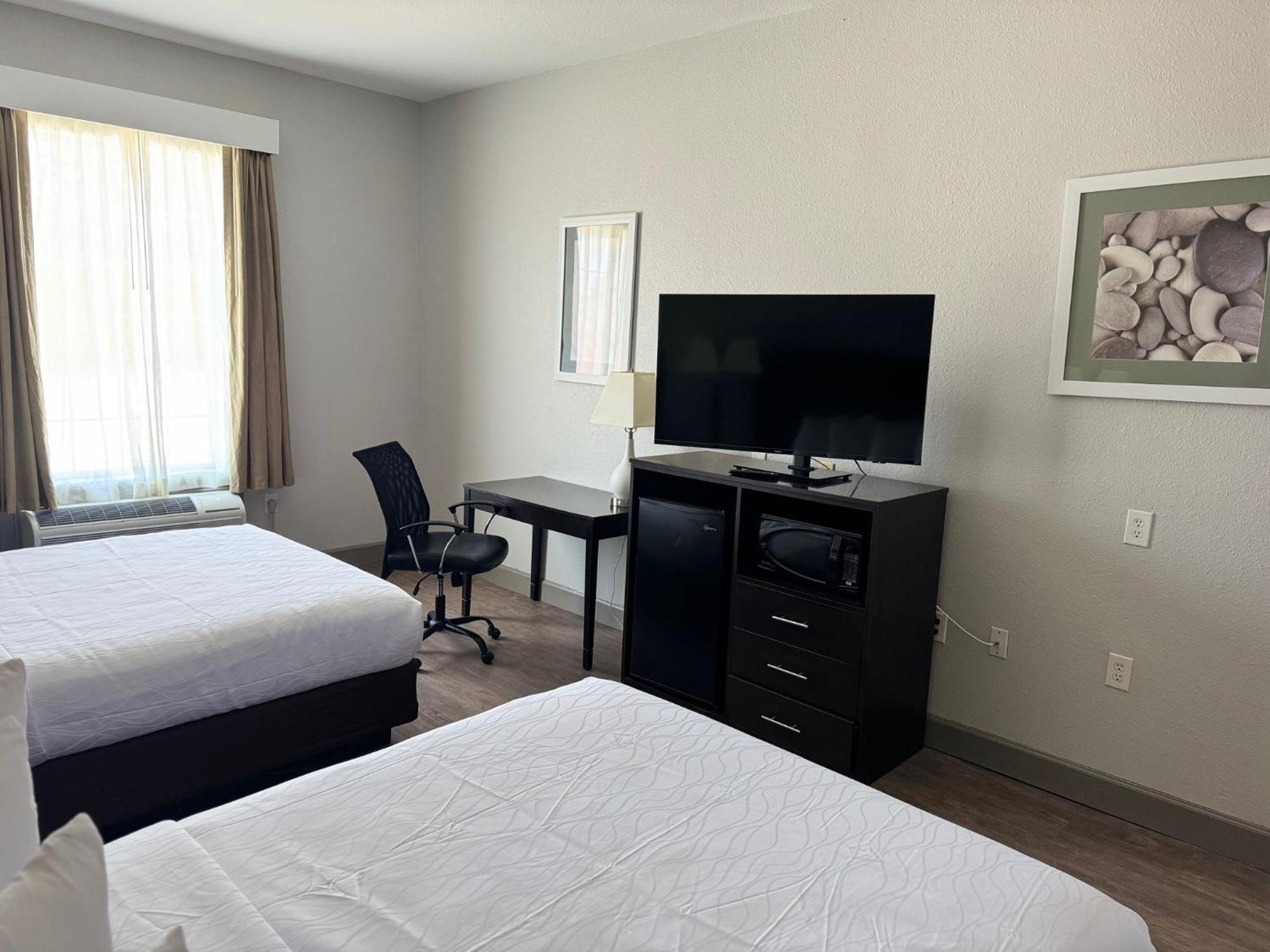 Sonesta Essential Лапорт Экстерьер фото