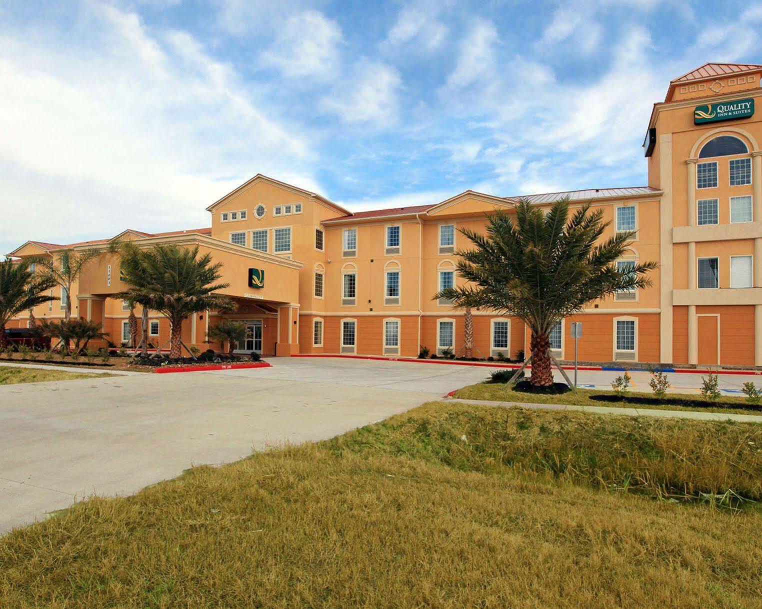 Sonesta Essential Лапорт Экстерьер фото